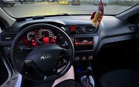 KIA Rio III рестайлинг, 2015 год, 1 100 000 рублей, 22 фотография