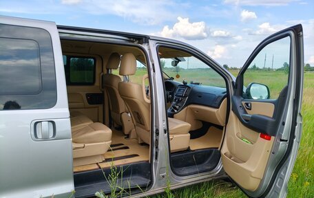 Hyundai H-1 II рестайлинг, 2021 год, 3 380 000 рублей, 9 фотография