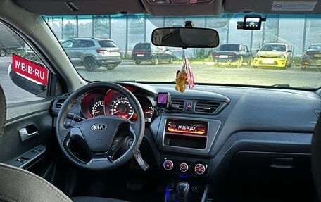 KIA Rio III рестайлинг, 2015 год, 1 100 000 рублей, 20 фотография