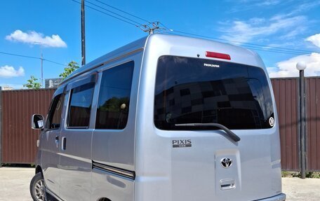 Daihatsu Hijet X, 2019 год, 13 фотография