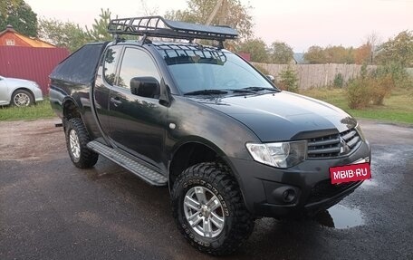 Mitsubishi L200 IV рестайлинг, 2011 год, 1 500 000 рублей, 2 фотография
