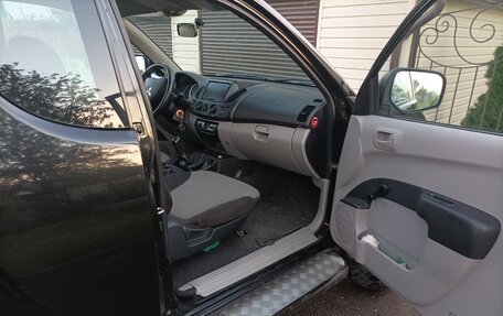 Mitsubishi L200 IV рестайлинг, 2011 год, 1 500 000 рублей, 6 фотография