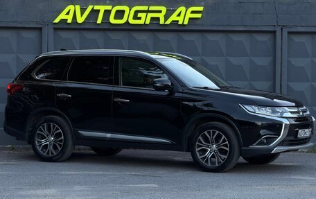 Mitsubishi Outlander III рестайлинг 3, 2018 год, 2 780 000 рублей, 3 фотография