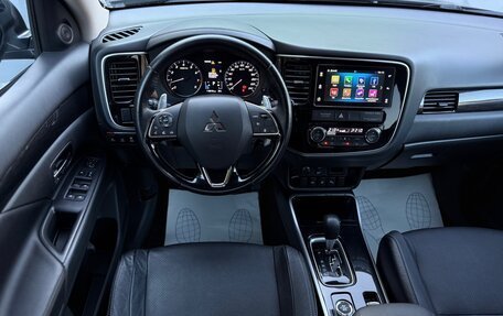 Mitsubishi Outlander III рестайлинг 3, 2018 год, 2 780 000 рублей, 9 фотография