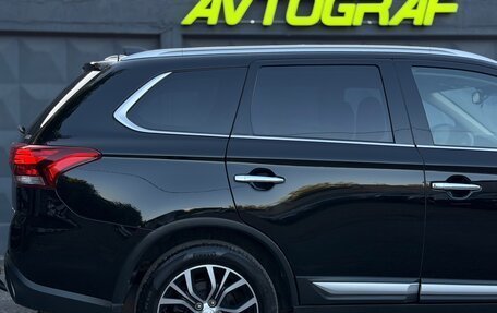 Mitsubishi Outlander III рестайлинг 3, 2018 год, 2 780 000 рублей, 21 фотография