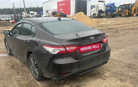 Toyota Camry, 2021 год, 2 470 000 рублей, 6 фотография