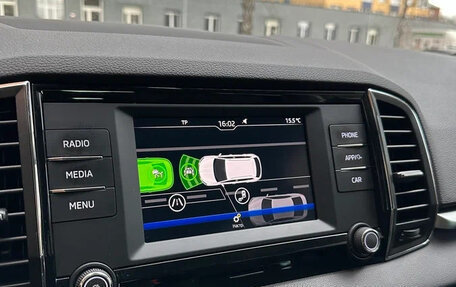 Skoda Karoq I, 2022 год, 1 840 000 рублей, 14 фотография