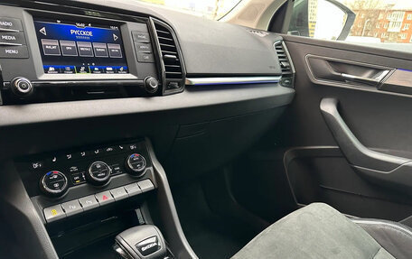Skoda Karoq I, 2022 год, 1 840 000 рублей, 13 фотография