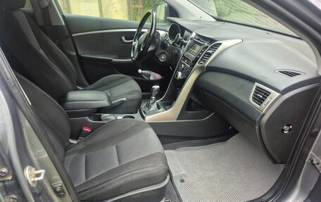 Hyundai i30 II рестайлинг, 2012 год, 930 000 рублей, 14 фотография