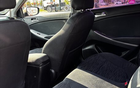 Hyundai Solaris II рестайлинг, 2014 год, 950 000 рублей, 10 фотография