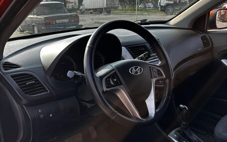 Hyundai Solaris II рестайлинг, 2014 год, 950 000 рублей, 14 фотография