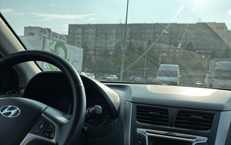 Hyundai Solaris II рестайлинг, 2014 год, 950 000 рублей, 16 фотография