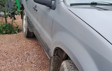 Ford Escape II, 2003 год, 700 000 рублей, 2 фотография