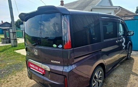 Honda Stepwgn IV, 2015 год, 1 790 000 рублей, 2 фотография