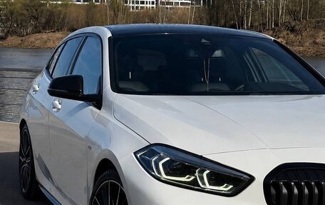 BMW 1 серия, 2021 год, 3 099 000 рублей, 2 фотография