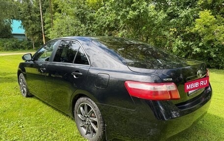 Toyota Camry, 2011 год, 1 290 000 рублей, 4 фотография