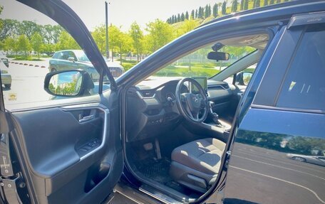 Toyota RAV4, 2020 год, 3 490 000 рублей, 9 фотография
