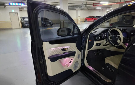 Bentley Bentayga I, 2025 год, 28 979 000 рублей, 7 фотография