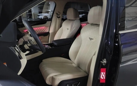 Bentley Bentayga I, 2025 год, 28 979 000 рублей, 6 фотография