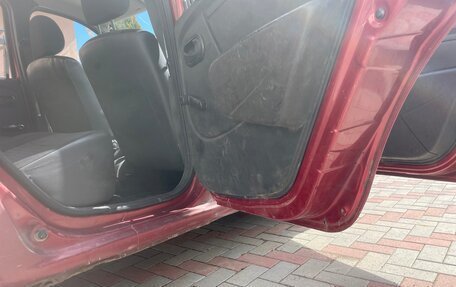 Renault Logan I, 2010 год, 210 000 рублей, 11 фотография