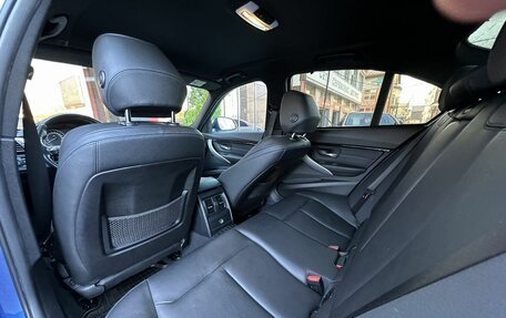 BMW 3 серия, 2018 год, 2 898 000 рублей, 25 фотография