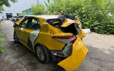 Toyota Camry, 2022 год, 750 000 рублей, 3 фотография