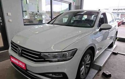 Volkswagen Passat B8 рестайлинг, 2023 год, 2 225 000 рублей, 1 фотография