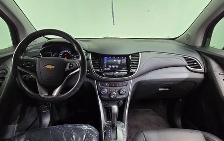 Chevrolet Trax, 2022 год, 1 120 000 рублей, 7 фотография