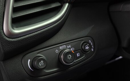 Chevrolet Trax, 2022 год, 1 120 000 рублей, 27 фотография