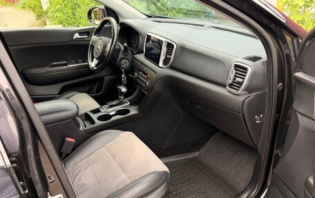 KIA Sportage IV рестайлинг, 2018 год, 1 850 000 рублей, 8 фотография