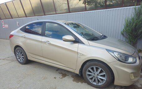 Hyundai Solaris II рестайлинг, 2012 год, 760 000 рублей, 8 фотография