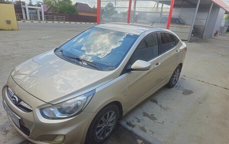 Hyundai Solaris II рестайлинг, 2012 год, 760 000 рублей, 12 фотография