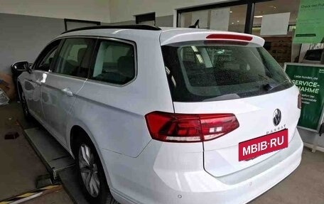 Volkswagen Passat B8 рестайлинг, 2023 год, 2 225 000 рублей, 2 фотография