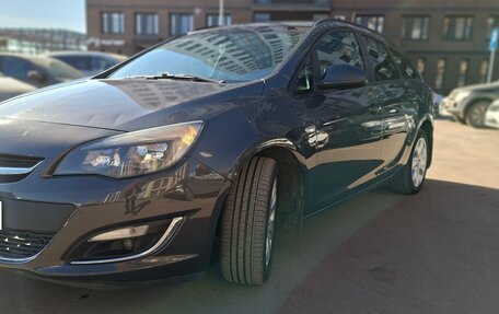 Opel Astra J, 2013 год, 625 000 рублей, 3 фотография