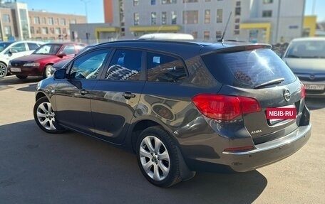 Opel Astra J, 2013 год, 625 000 рублей, 4 фотография