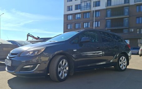 Opel Astra J, 2013 год, 625 000 рублей, 18 фотография