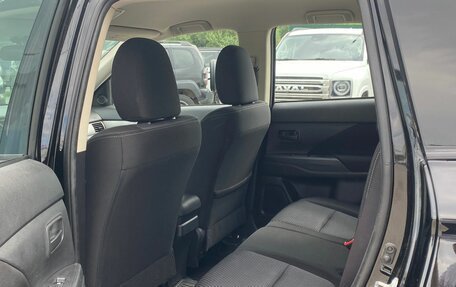 Mitsubishi Outlander III рестайлинг 3, 2018 год, 1 870 000 рублей, 13 фотография