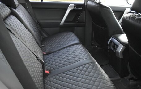 Toyota Land Cruiser Prado 150 рестайлинг 2, 2012 год, 2 185 000 рублей, 11 фотография