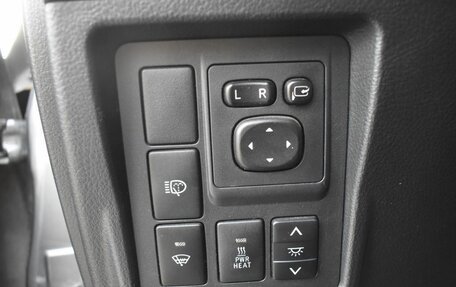 Toyota Land Cruiser Prado 150 рестайлинг 2, 2012 год, 2 185 000 рублей, 15 фотография