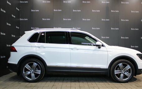 Volkswagen Tiguan II, 2017 год, 2 800 000 рублей, 3 фотография
