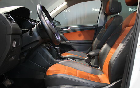 Volkswagen Tiguan II, 2017 год, 2 800 000 рублей, 17 фотография