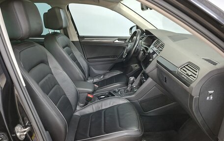 Volkswagen Tiguan II, 2019 год, 3 050 000 рублей, 10 фотография