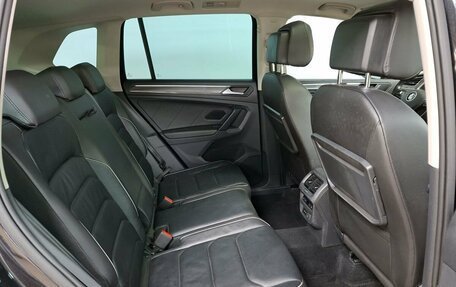 Volkswagen Tiguan II, 2019 год, 3 050 000 рублей, 11 фотография