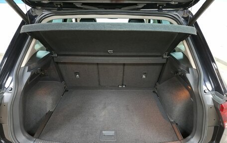 Volkswagen Tiguan II, 2019 год, 3 050 000 рублей, 13 фотография