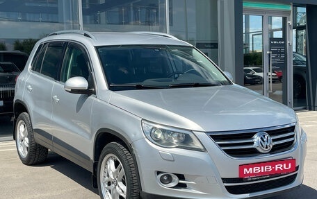 Volkswagen Tiguan I, 2009 год, 860 000 рублей, 2 фотография