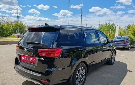 KIA Carnival III, 2019 год, 2 949 000 рублей, 2 фотография