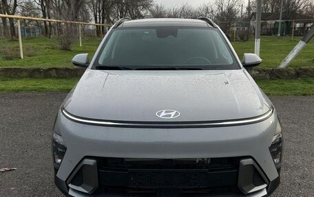 Hyundai Kona, 2023 год, 2 250 000 рублей, 1 фотография