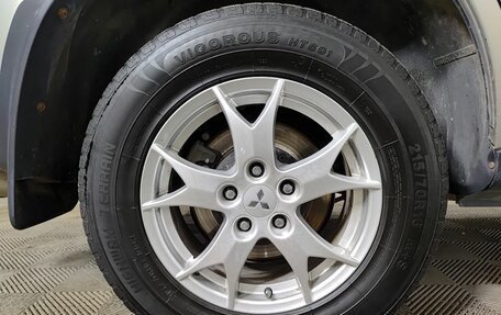 Mitsubishi Outlander III рестайлинг 3, 2007 год, 1 070 000 рублей, 22 фотография