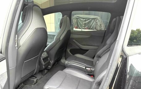 Tesla Model Y I, 2025 год, 7 987 000 рублей, 9 фотография