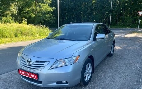Toyota Camry, 2008 год, 1 000 000 рублей, 1 фотография